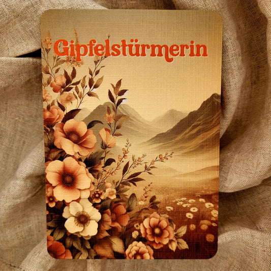 Postkarte Gipfelstürmerin