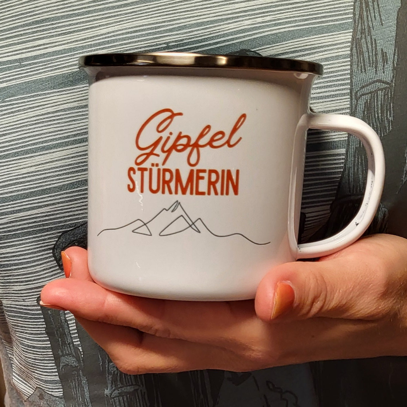 Emaille Tasse "Gipfelstürmerin"